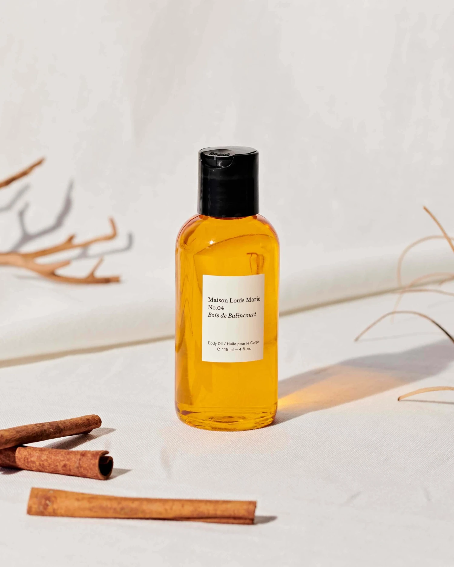 No.04 Bois De Balincourt Body Oil - Image 2