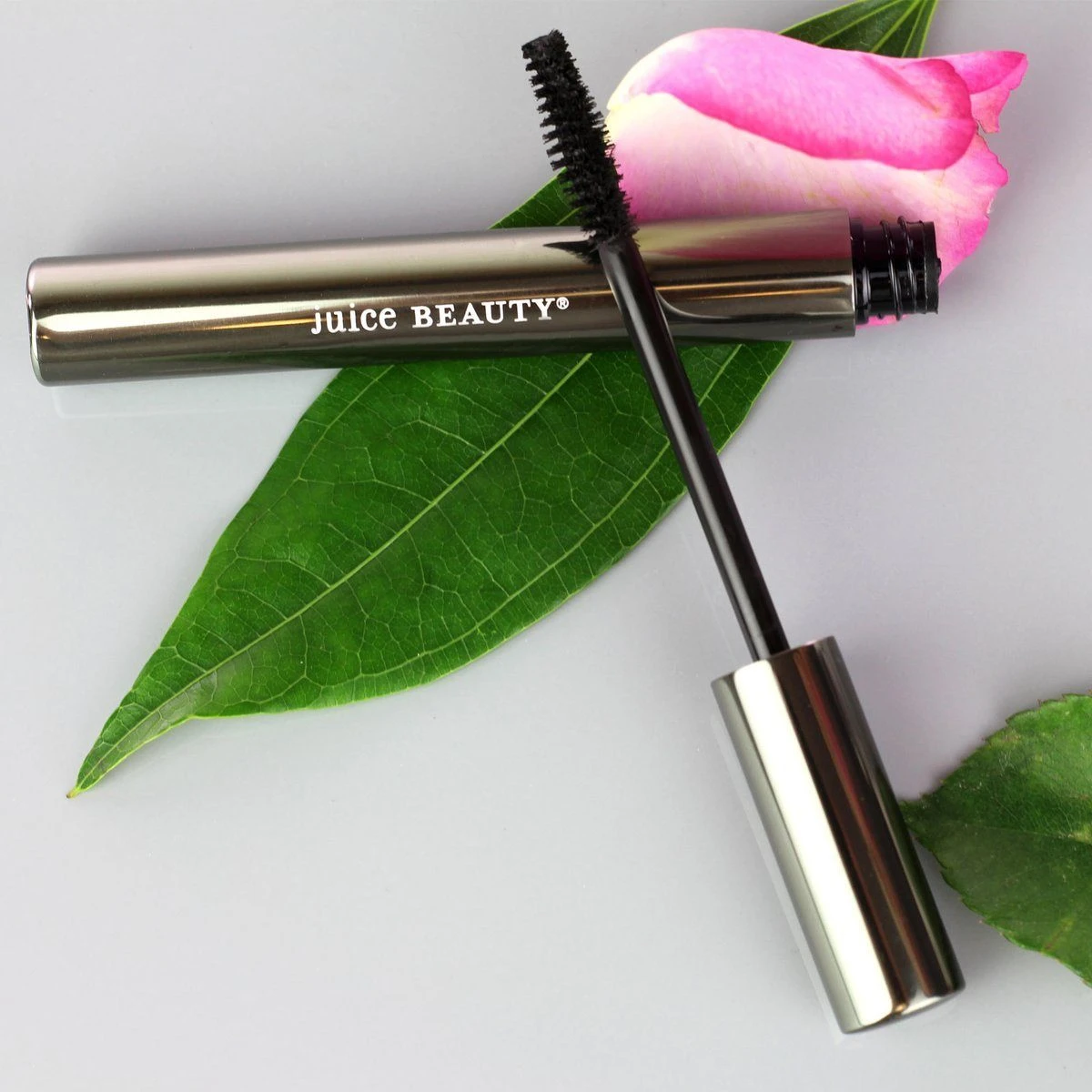 Phyto-Pigments Ultra-Natural Mascara - Image 4