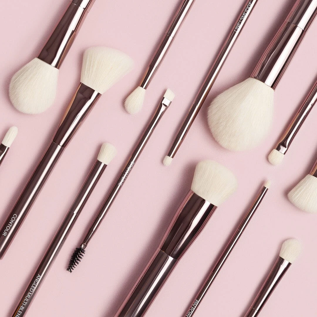 Sustainable Luxury Brow And Line Brush - Image 2