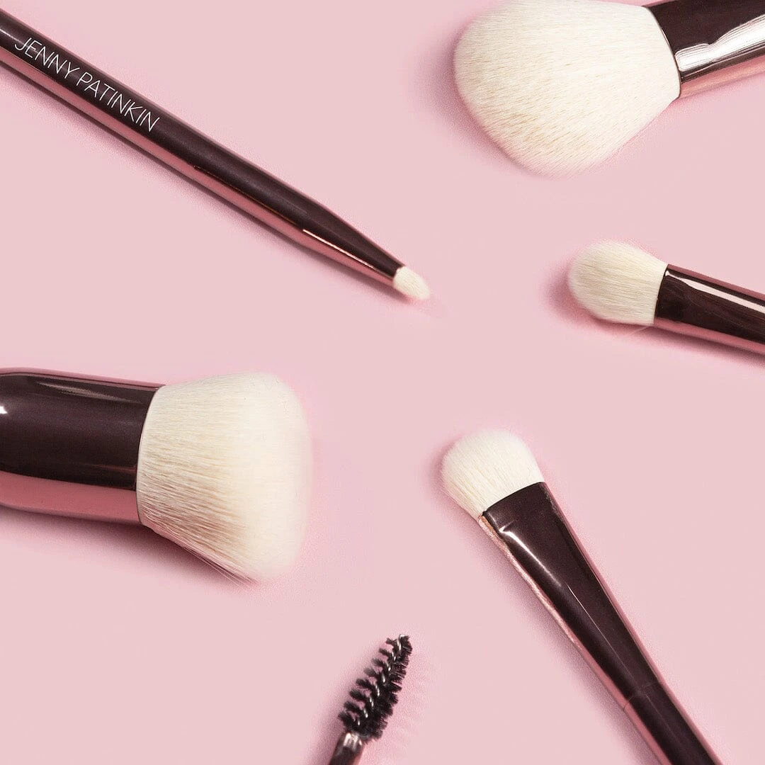 Sustainable Luxury Brow And Line Brush - Image 4